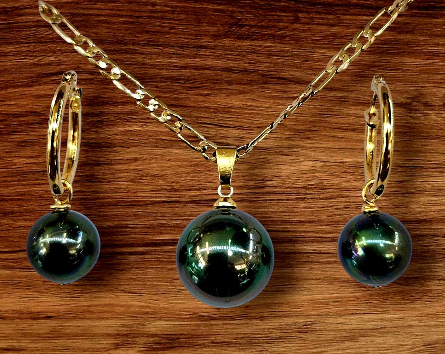 Premium Shell Pearl Set