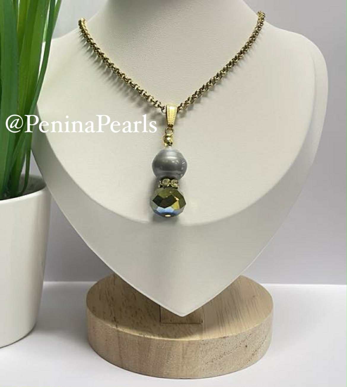 Zarina - Tahitian Pearl Necklace