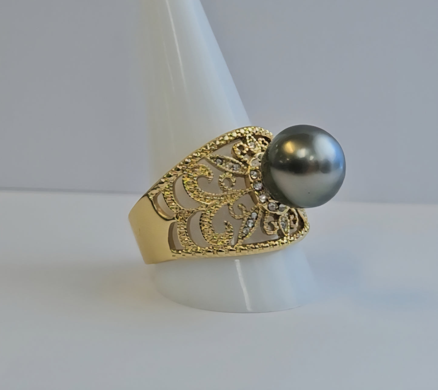 AVAIMOANA - GOLDFILLED CZ DIAMOND RING