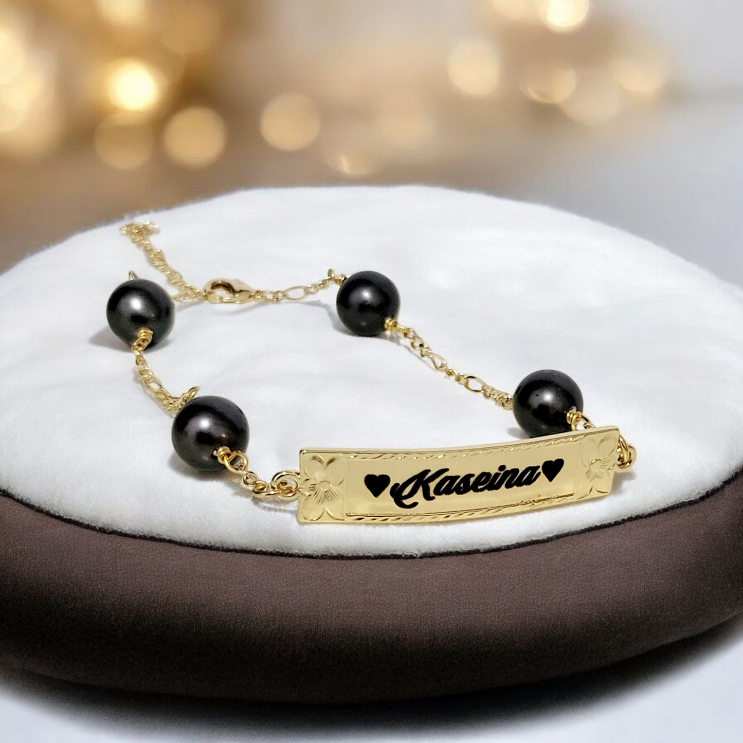 “Your Name, Your Pearl Bracelet”