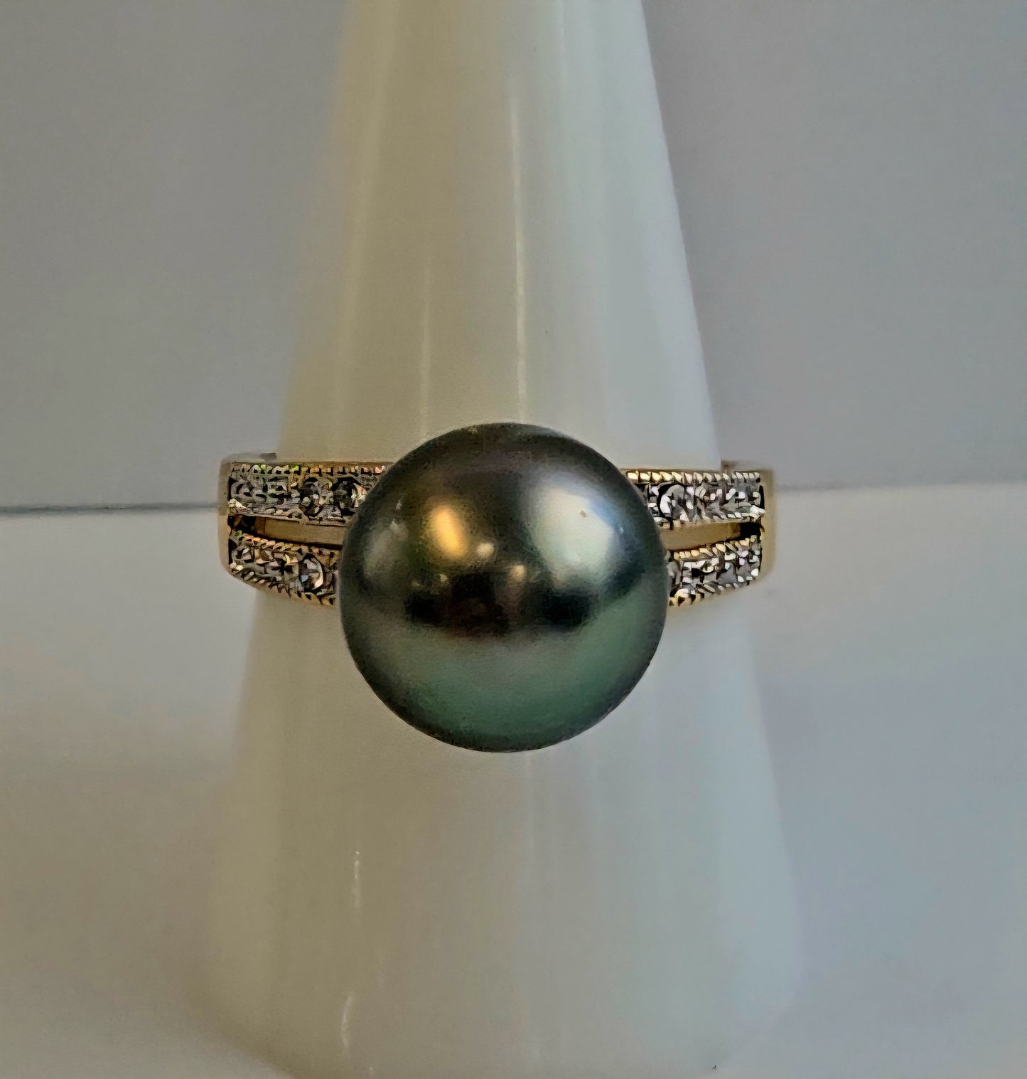 TAHITIAN PEARL RING