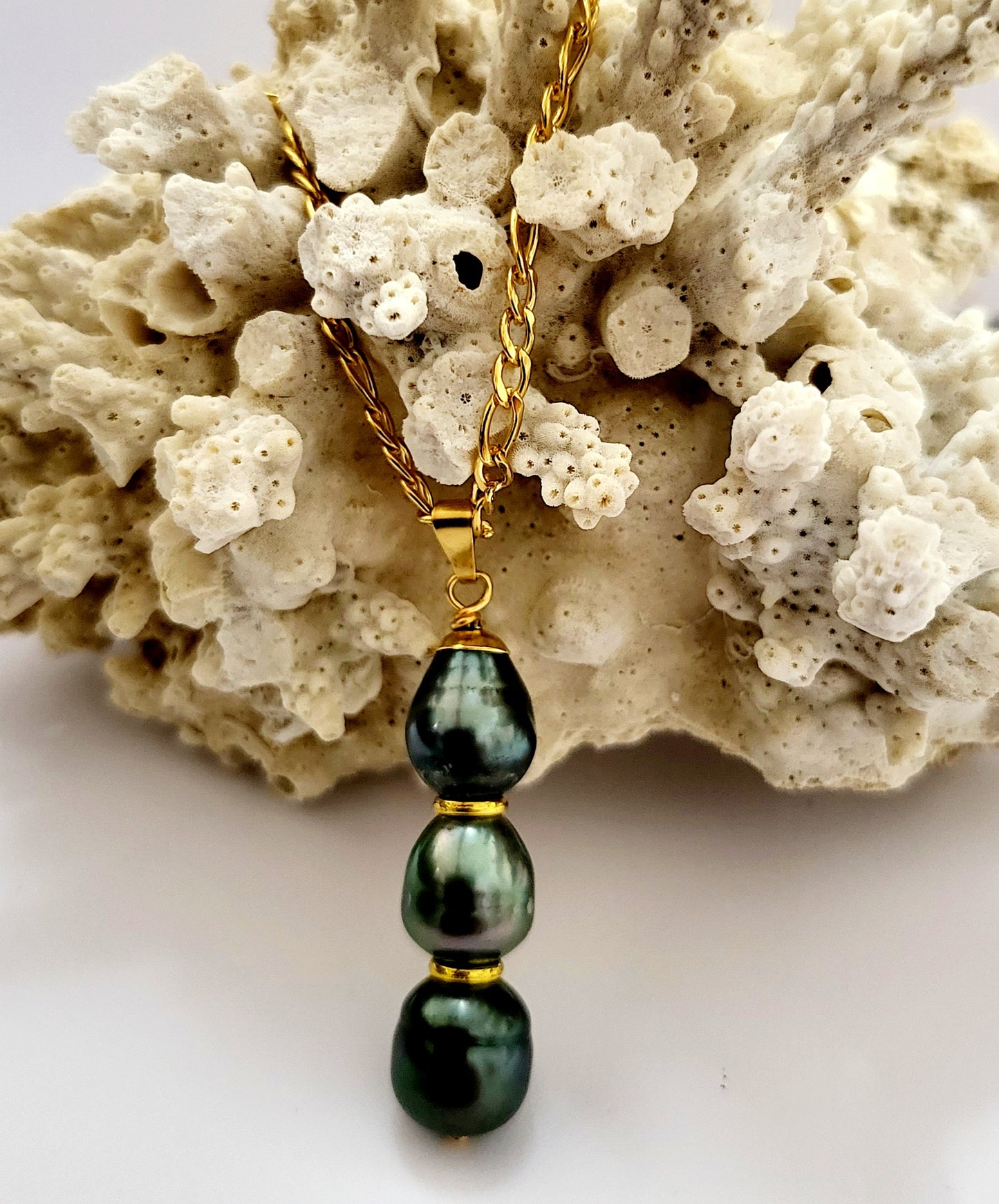 NARITA - 3 Natural Tahitian Pearls Set