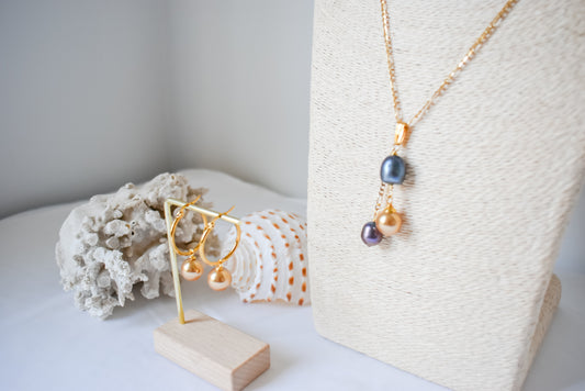 LORETTA PEARL SET - Natural Blue Tone x Swarovski Pearl Set