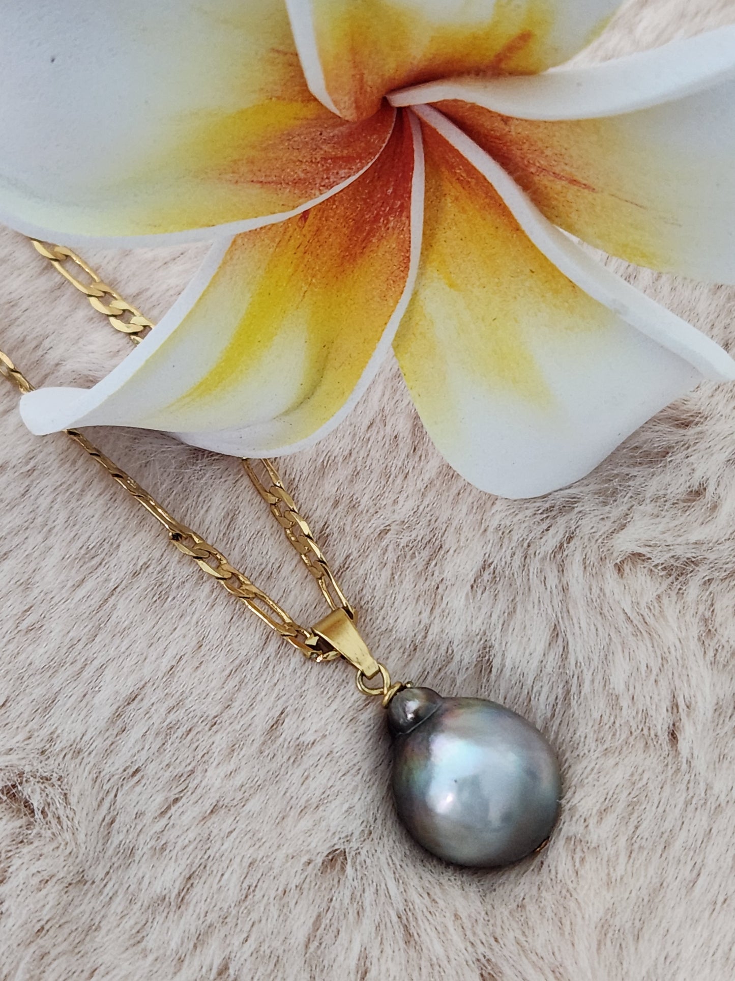 Teardrop Natural Tahitian Pearl Necklace - 14k GF