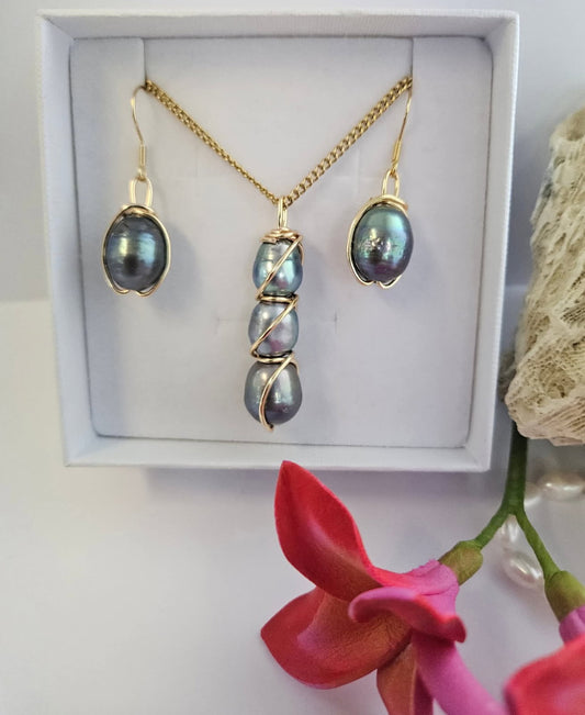 Navani - 3 Tahitian Pearl Spiral Necklace Set