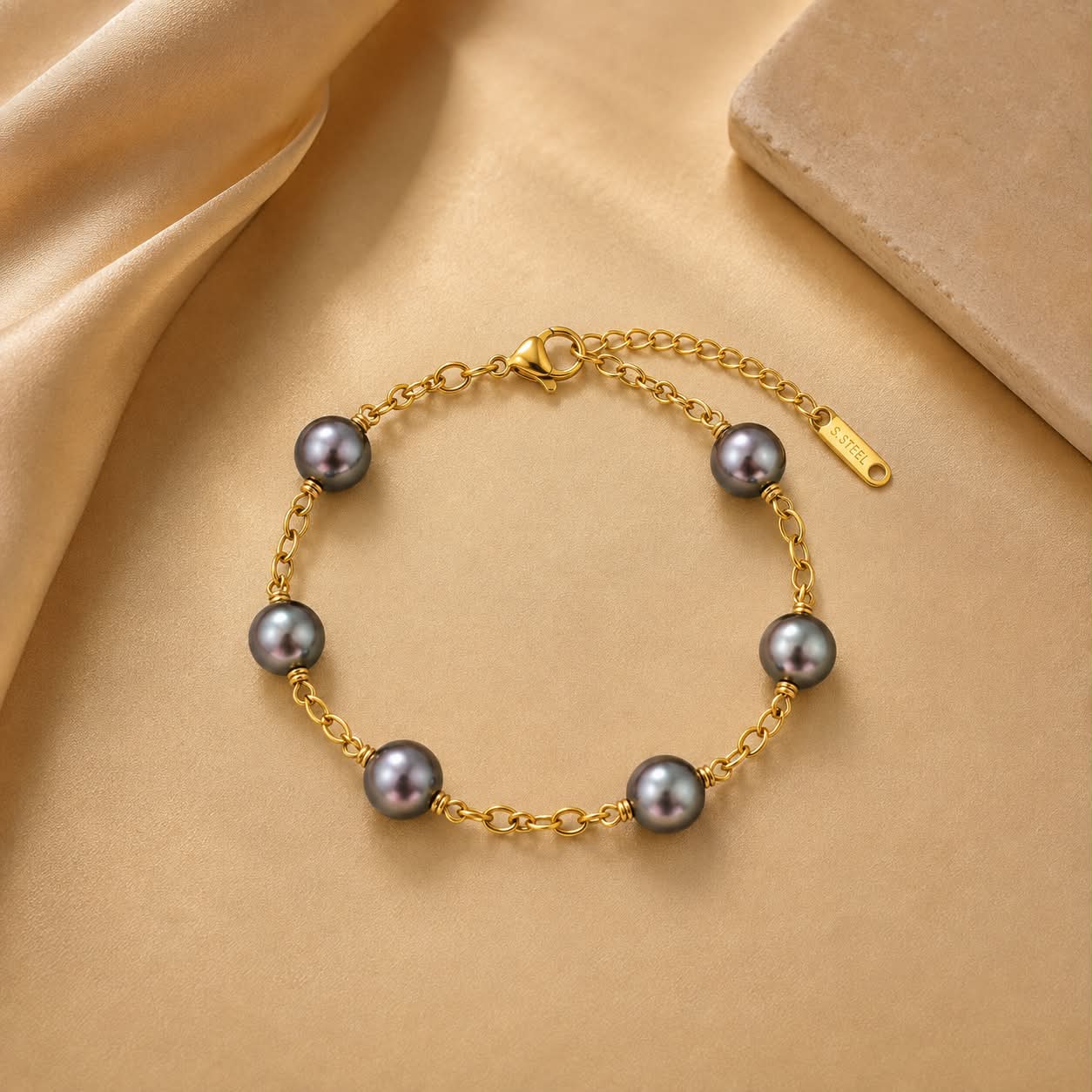 ✨ Dark Grey Pearl Bracelet ✨