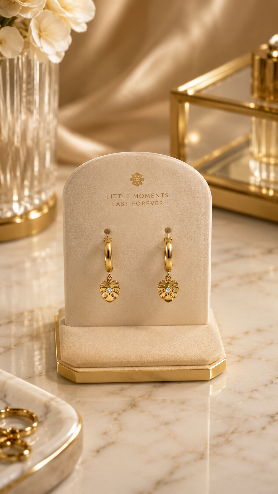 Cute Mini Monstera Leaf Earrings
