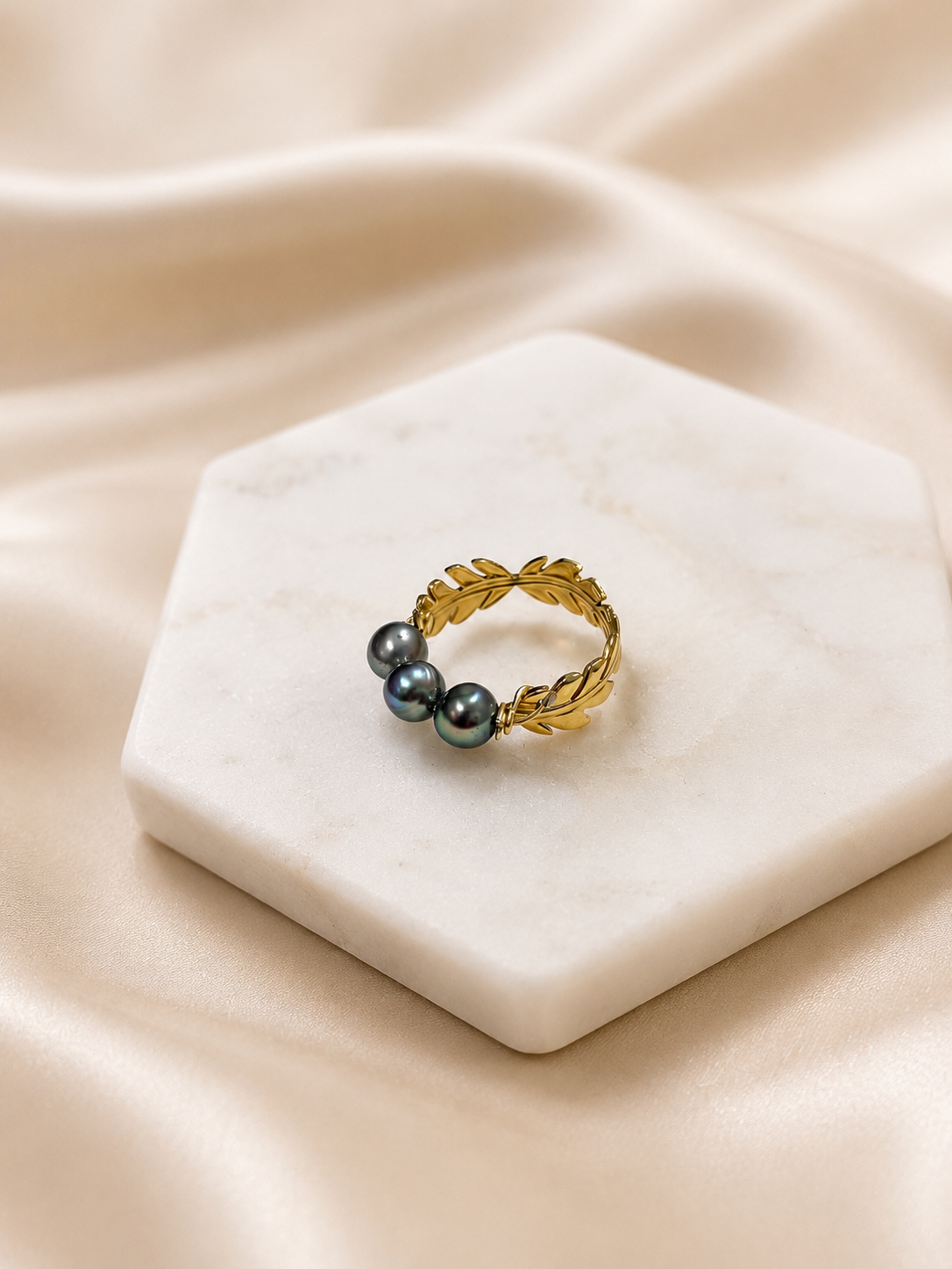 3 Natural Pearl Ring with Floral Band