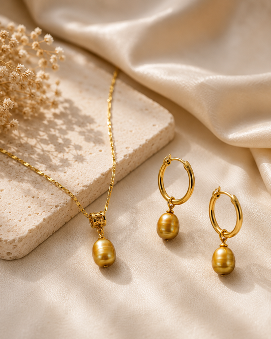 NATURAL SUNRISE - Gold Freshwater Pearl Set