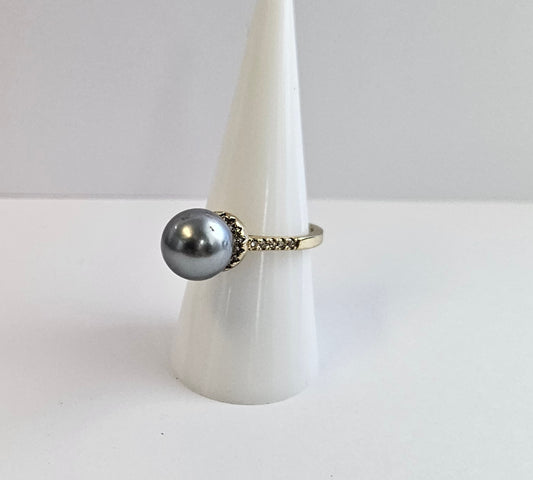 Authentic Tahitian Pearl Ring: Solid Gold filled