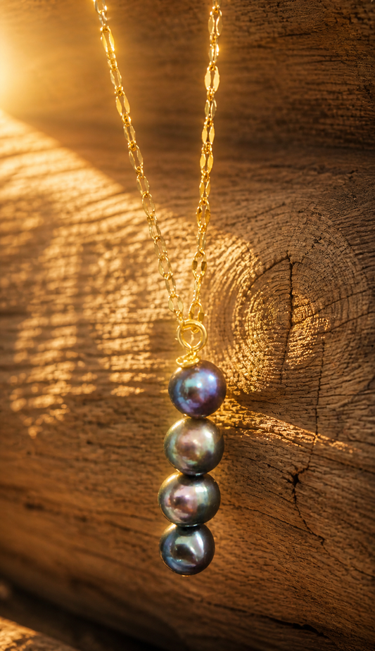 Golden Glow Pearl Drop Necklace – Timeless Island Elegance