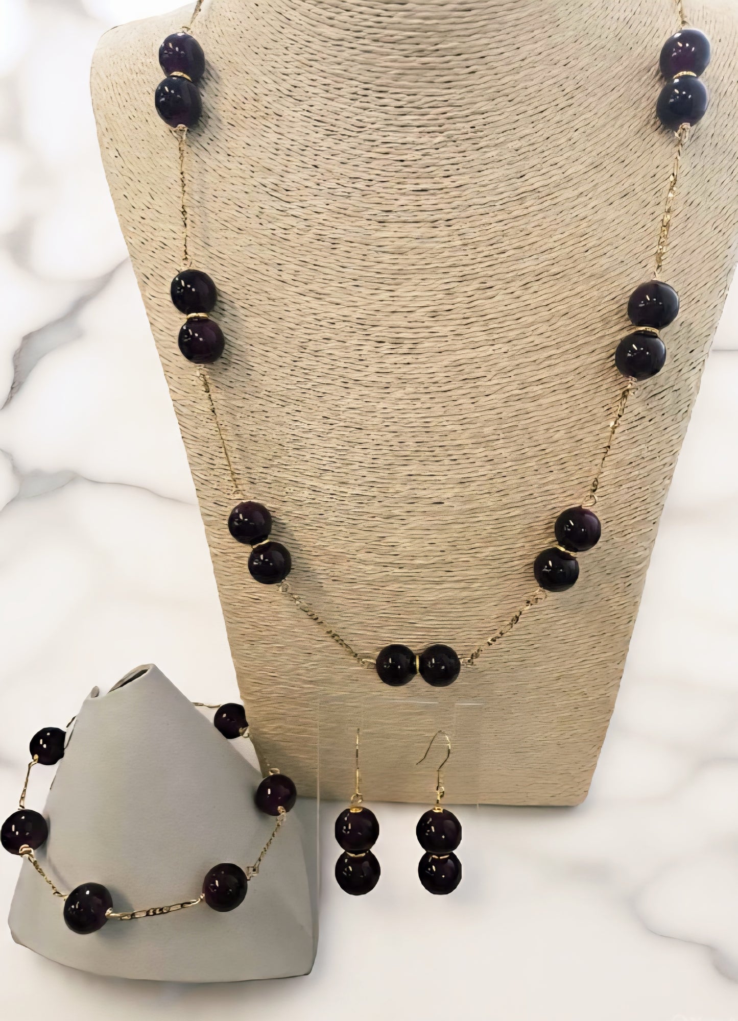 Maroon Stunning Gemstones Multiple Pearl Set