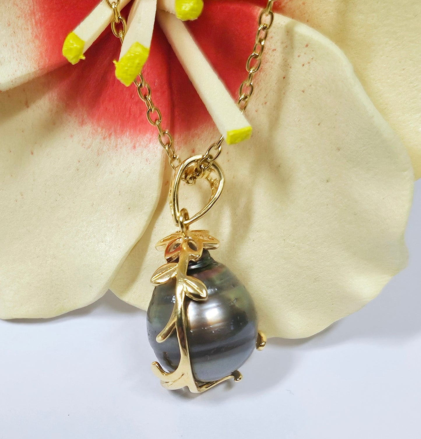 Tahitian Pearl Pendant Necklace
