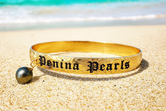 Tahitian Elegance – Custom-Name Gold Bangle