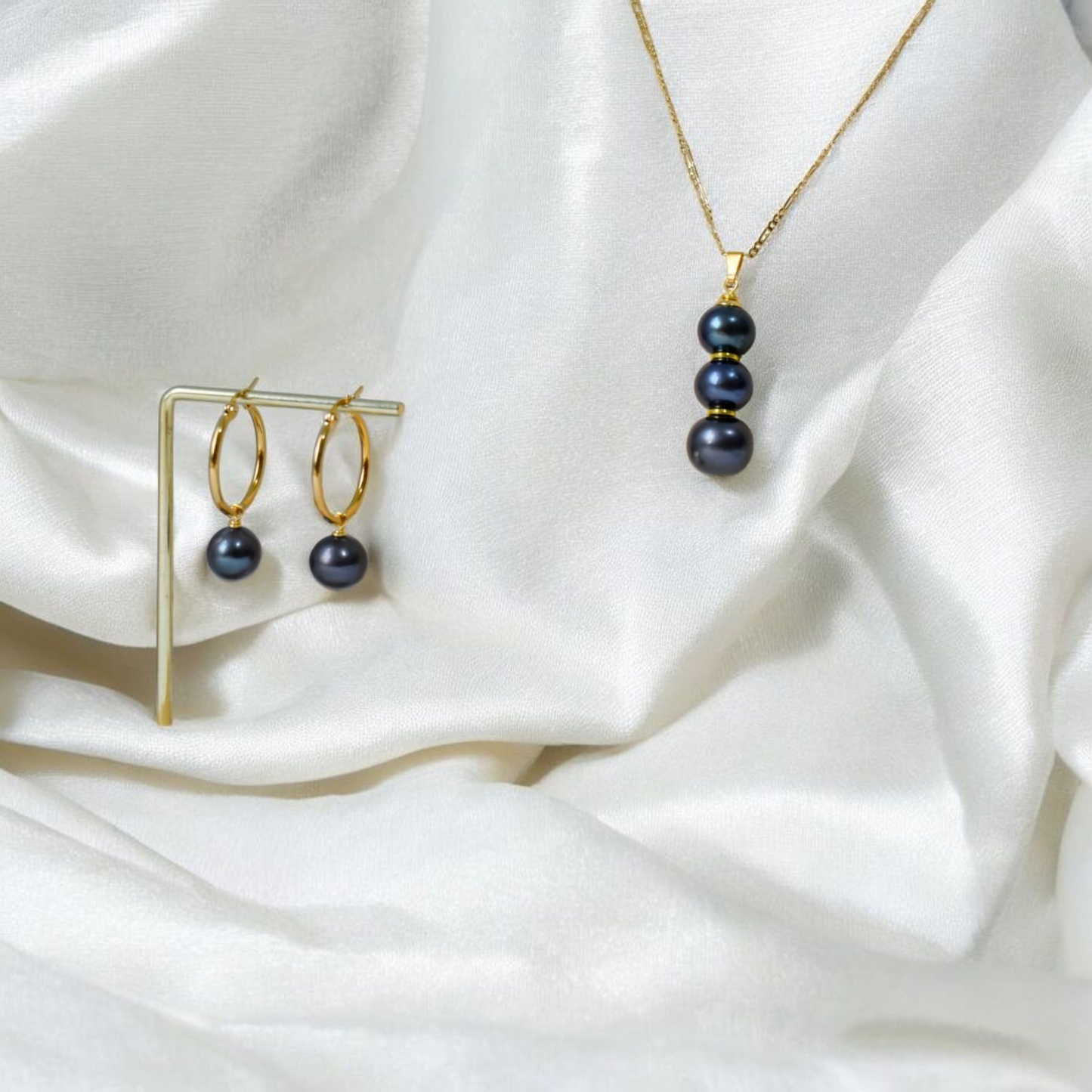 SARAINA – Natural Black Freshwater Pearl Set