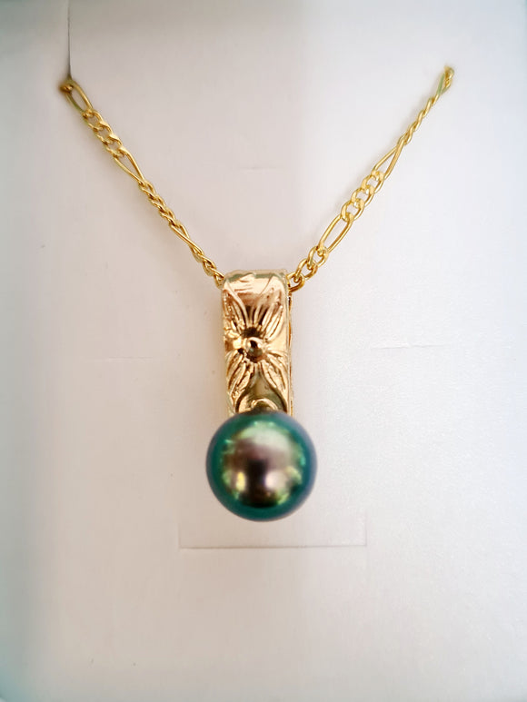 Morinda - Authentic Tahitian Pendant with Chain