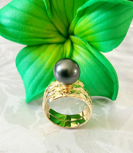 SEFINA Premium Black Shell Pearl Engraved Ring