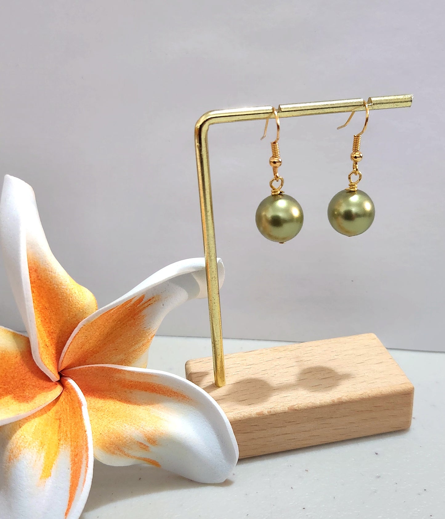 TWINA - Premium Green Pistachio Swarovski Pearl Set