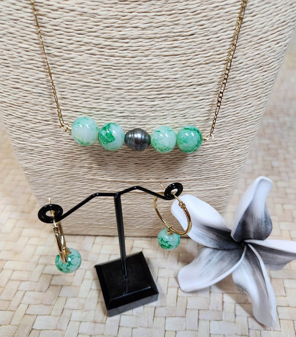 Green Gemstone Horizontal Set with Single Tahitian Pearl Blend