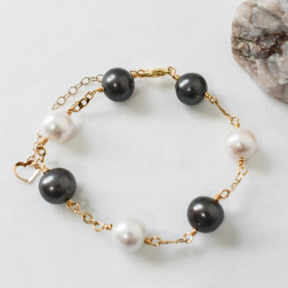 ALOHI - NEW Tahitian Pearls with Natural White Freshwater Pearls Bracelet