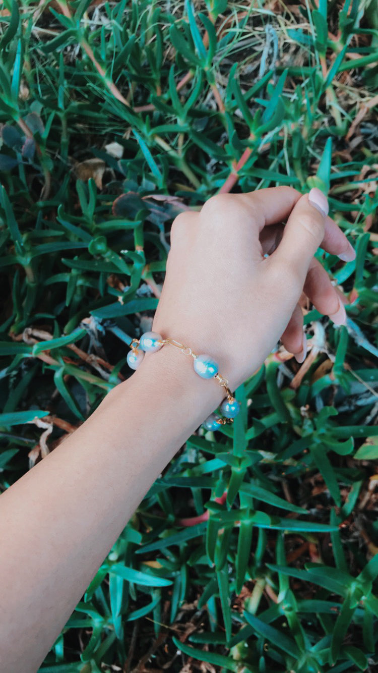 Sylvia -Natural Silver Pearl Bracelet