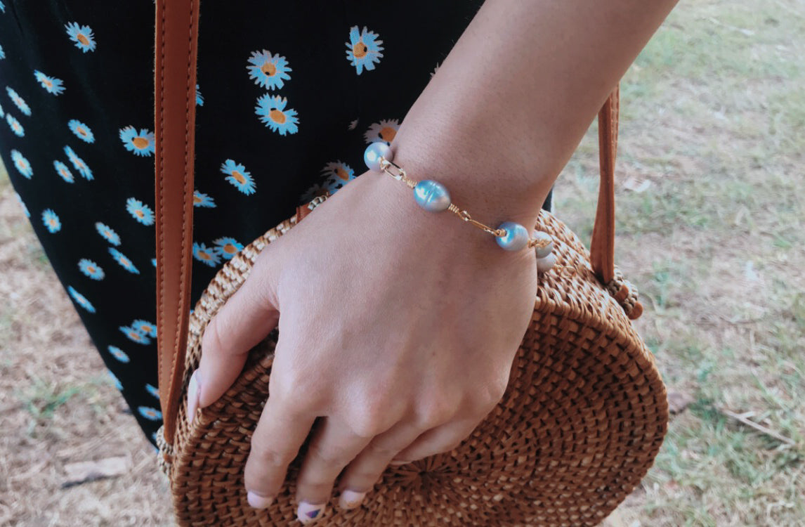Sylvia -Natural Silver Pearl Bracelet